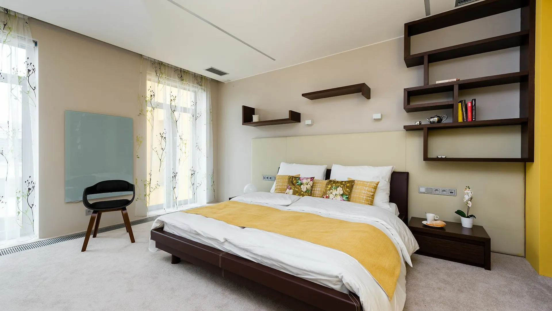 Opletalova Apartments Prague