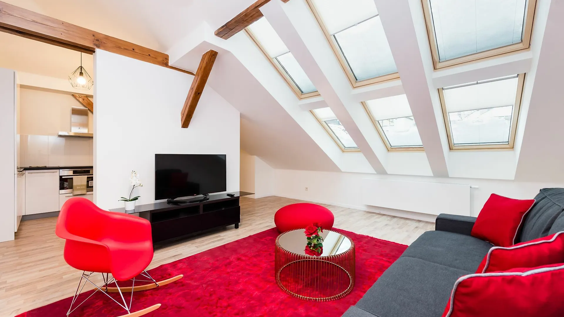 Opletalova Apartments Prague