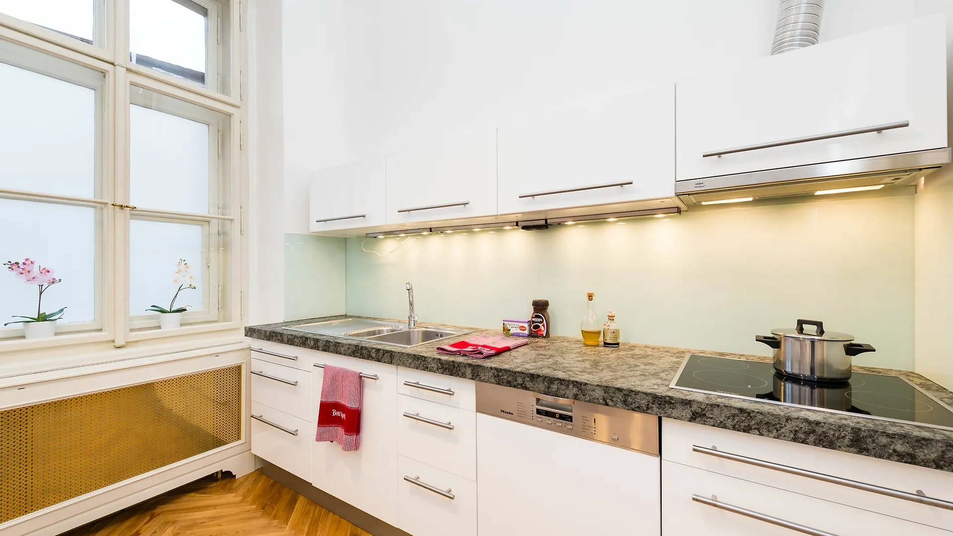 Opletalova Apartments Prague