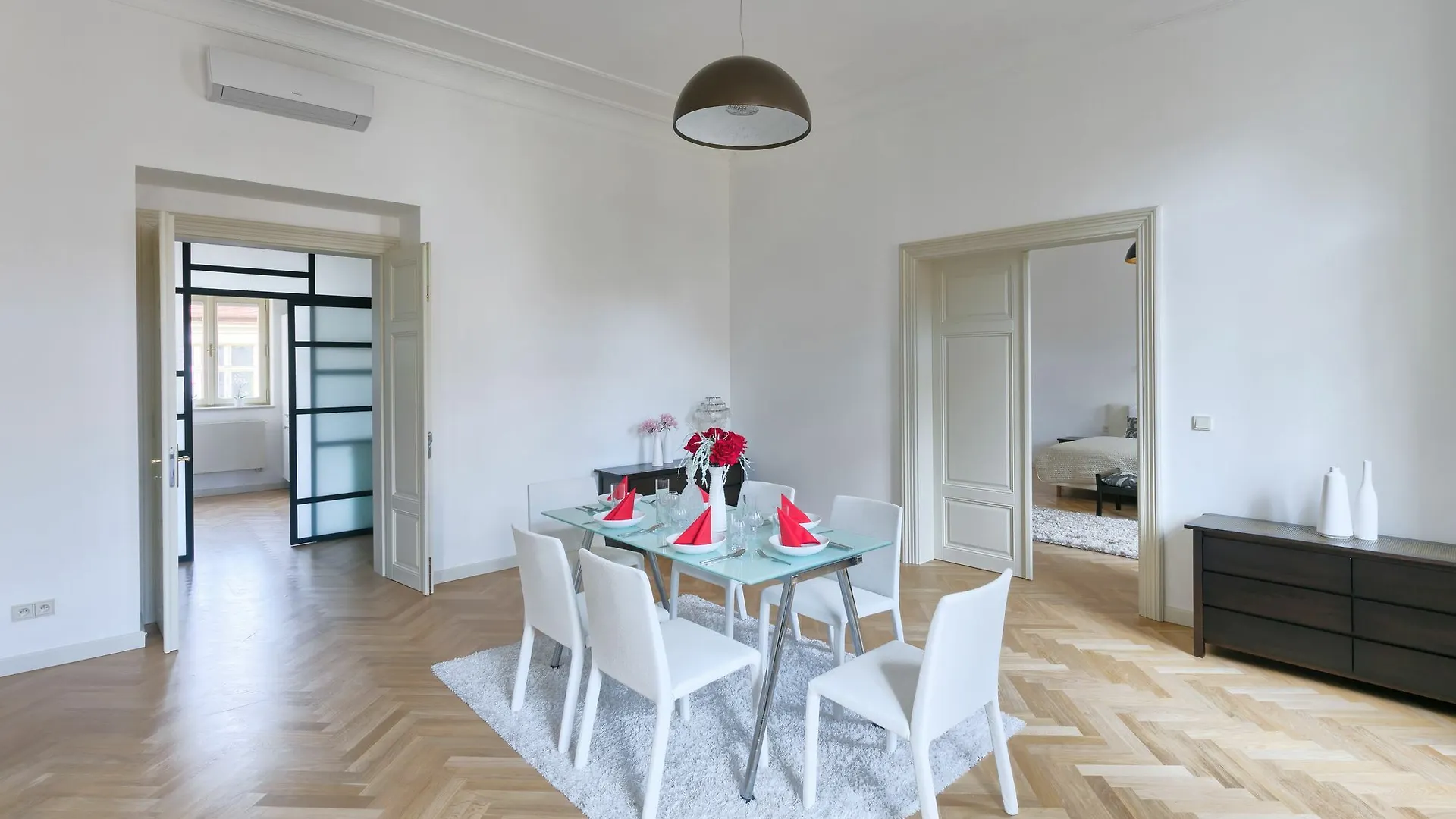Opletalova Apartments Prague