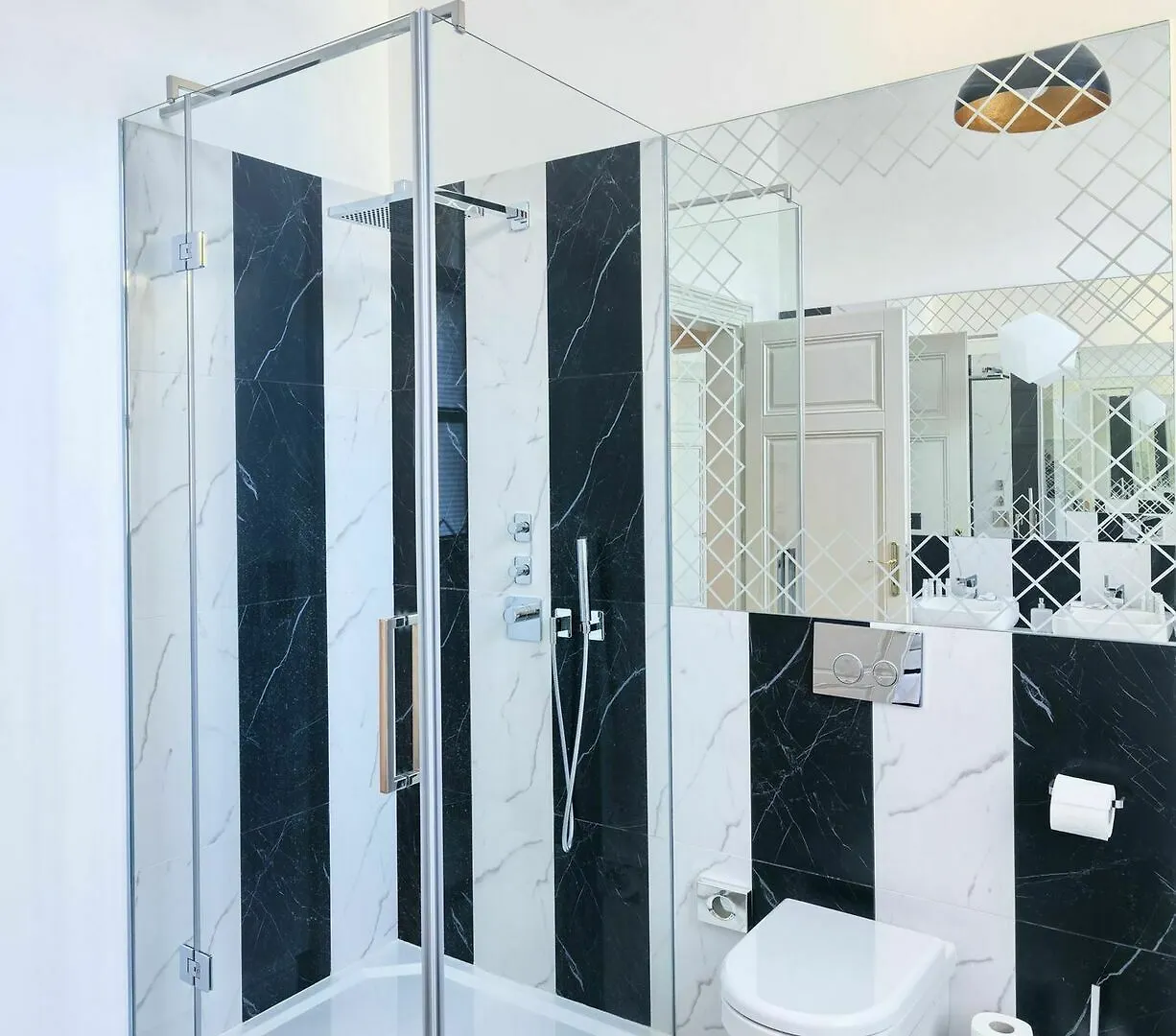 Opletalova Apartments Prague