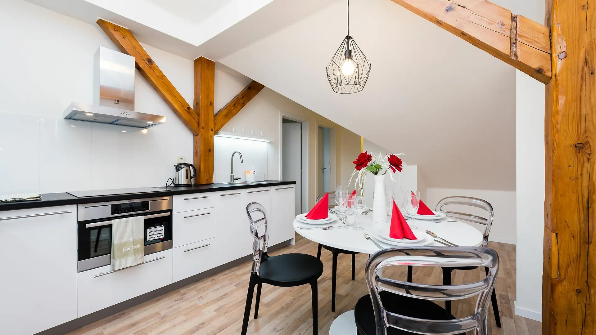 Opletalova Apartments Praag